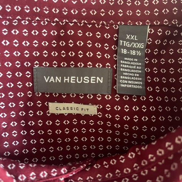Van Heusen Classic Fit Button Down Shirt - Picture 3 of 3